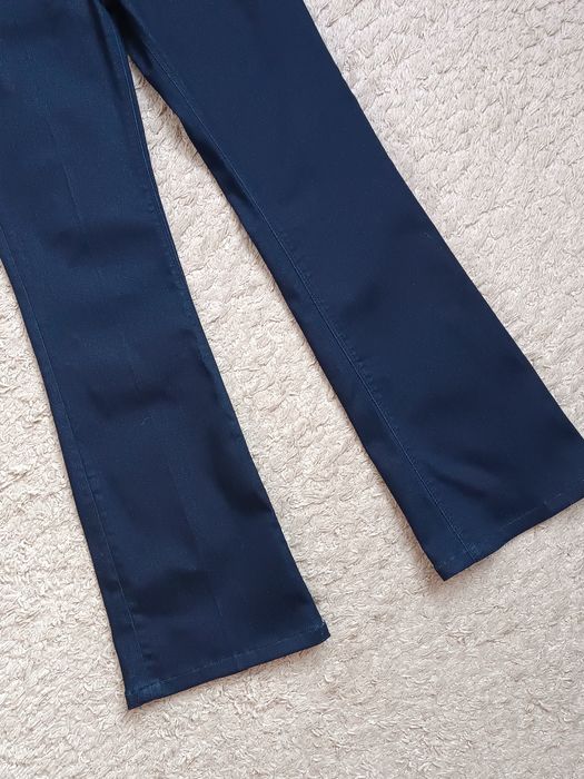 Джинси жіночі кльош нові