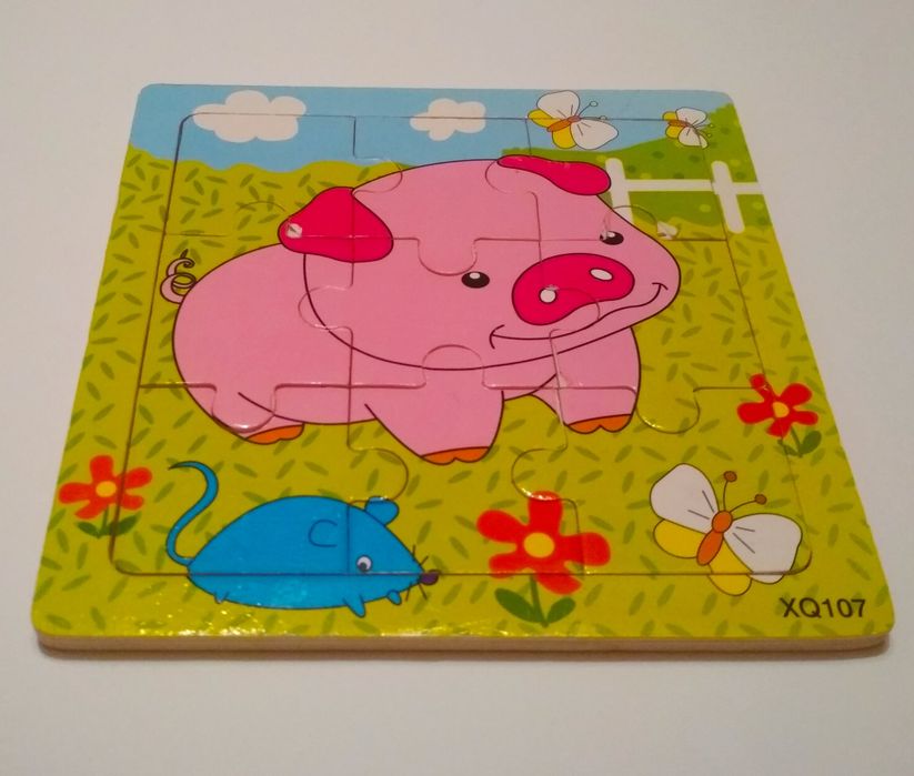 Продам деревянный пазл Свинка