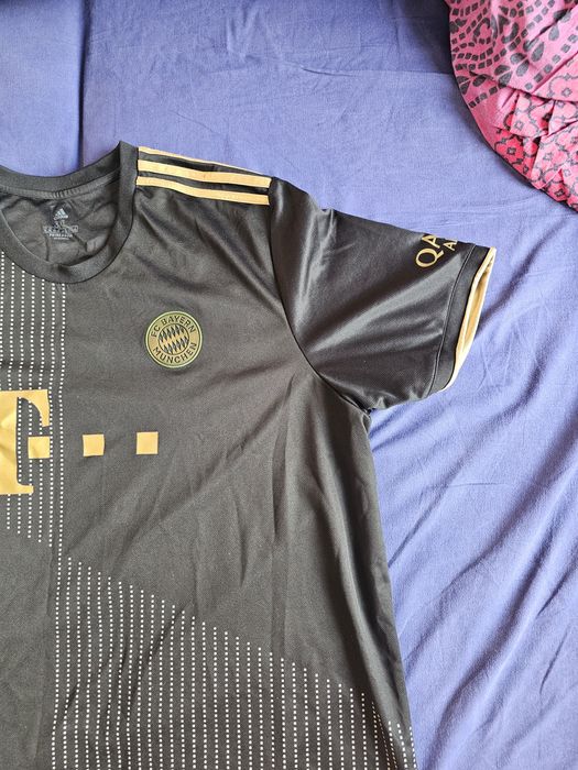 Sprzedam koszulka adidas FC Bayern Munchen rozmiar 3xl stan jak nowa