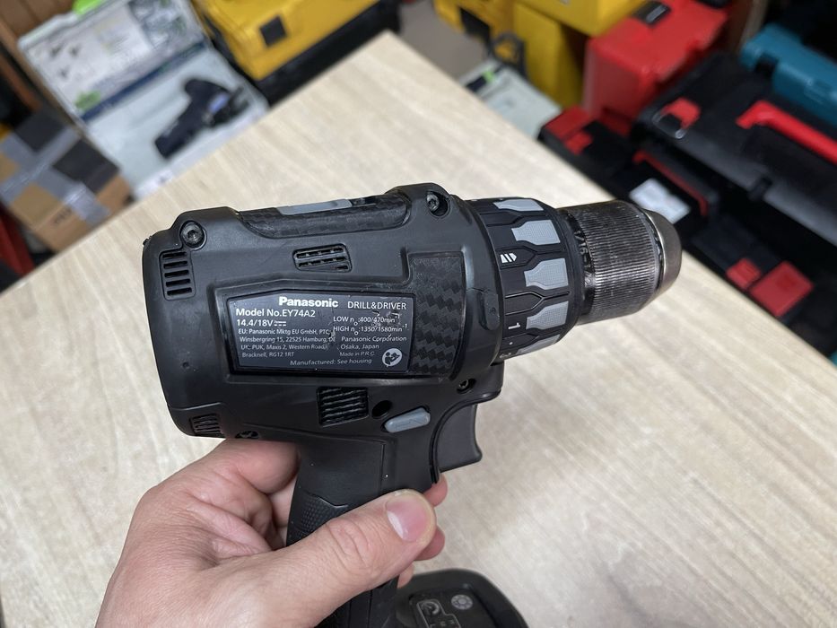 Panasonic EY74A2 / безщіткові шурупокрути Панасонік