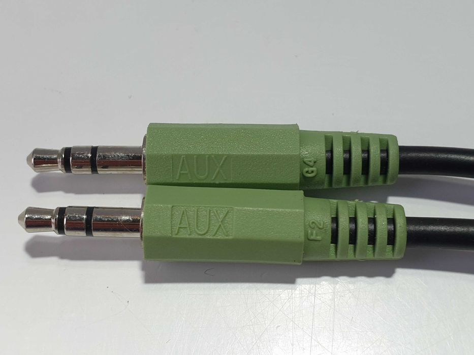 Аудіо кабель AUX 3.5мм jack Samsung 453030300120R BN81-01254A 1.8м