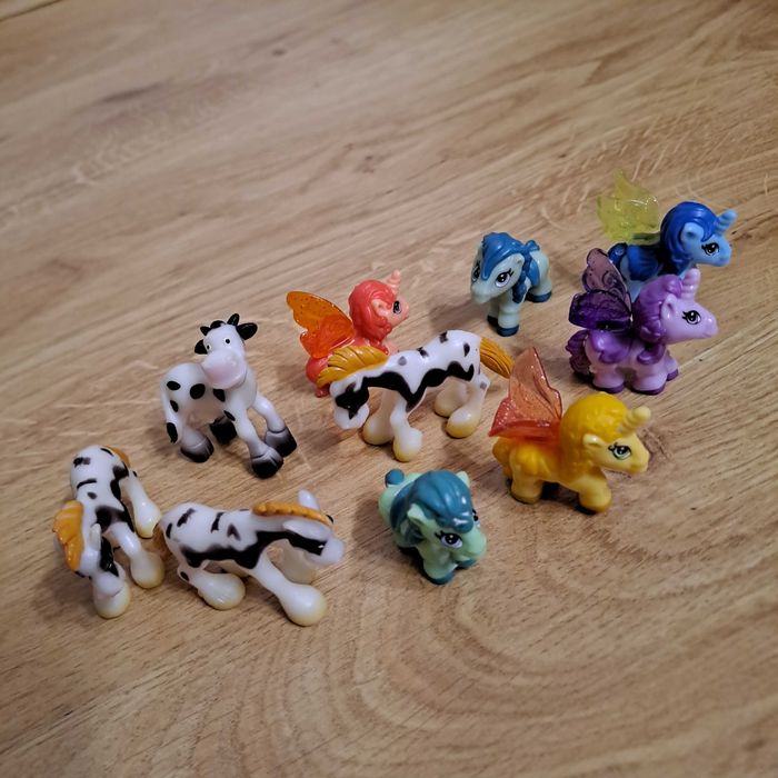 Kucyki / koniki - zestaw 10 szt. figurek