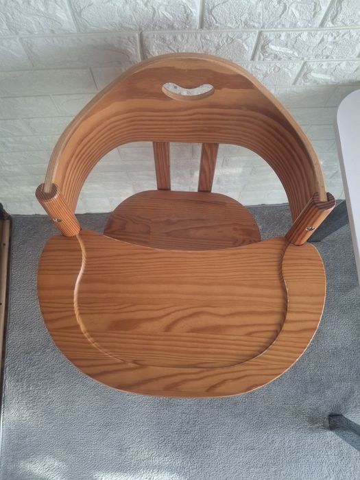 Стільчик для годування