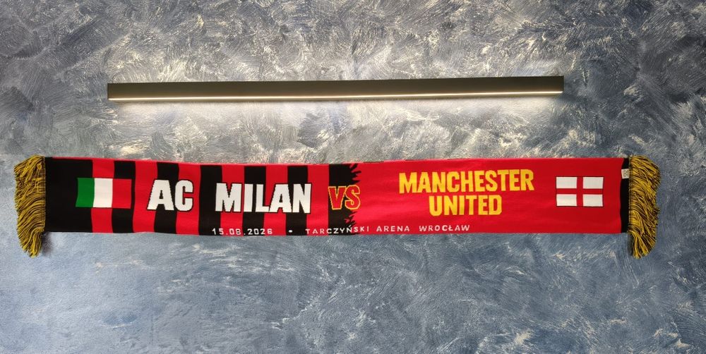 Szalik kolekcjonerski AC MILAN vs MANCHESTER  UNITED