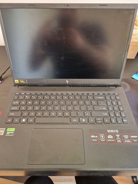 Acer nitro v15 Ryzen 5 16GB RTX2050