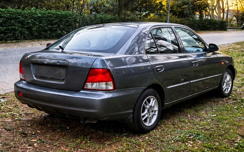 Hyundai Accent..