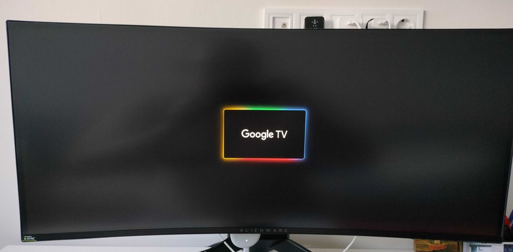 Медіаплеєр Google Chromecast 4K with Google TV, Snow, з пультом.