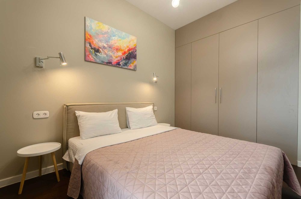 Подобова оренда 2 к.кв.в ЖК «Central Park» вул.Маккейна 7 центр-10-555.biz.ua