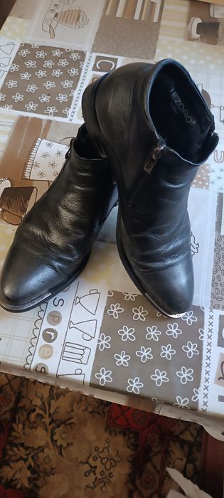 Полуботинки продам