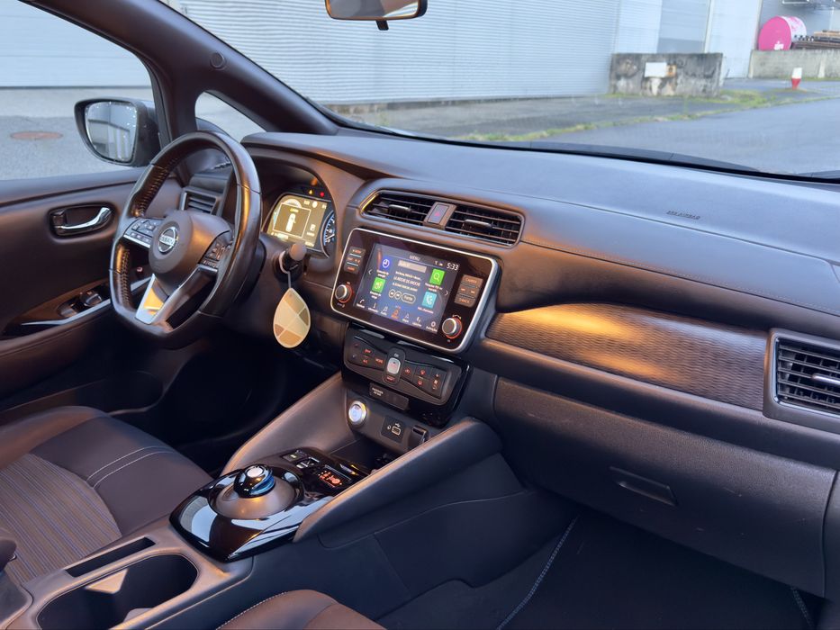 Nissan Leaf Acenta 40KWH Nacional IVA dedutivel