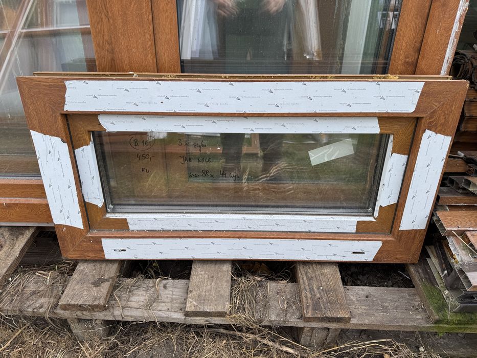 1x okno 3szybowe 88x44 plastikowe zloty dab obustronnie (wysylka, nowe