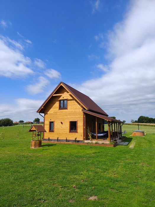 Domek na Mazurach z balią, jacuzzi i sauną. Maks 8 osób, klimatyzacja