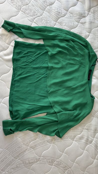 Продам блузку Zara, розмір M