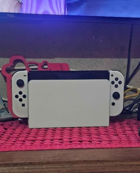 Nintendo switch modelo OLED completa já desbloqueada com vários extras