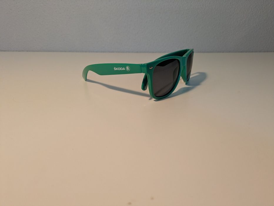 Coleção Óculos de Sol Hawkers + Skoda