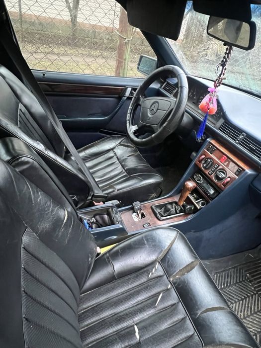 Продам мерседес w124 3.0 D OM606.