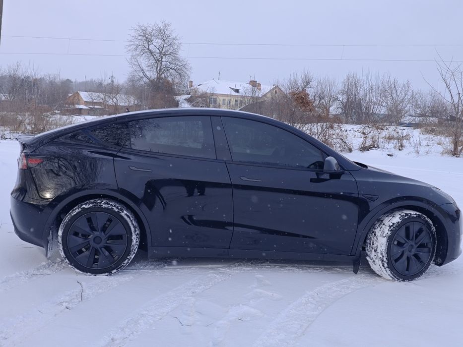 Tesla Model Y 2024р. 7 місць Продажа-Обмін