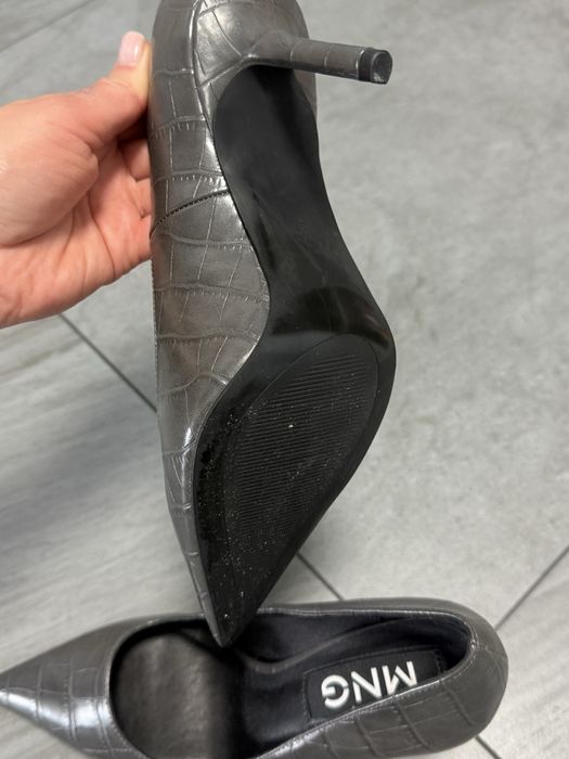 Туфлі лодочки Mango