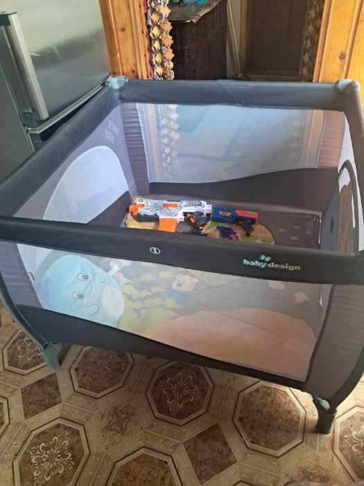 Манеж дитячий дуже спосібний