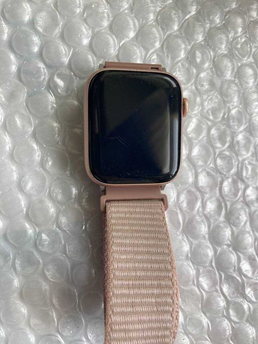 Gold  золоті Apple Watch Series 5 44 mm акб 87% рідна з захисним склом