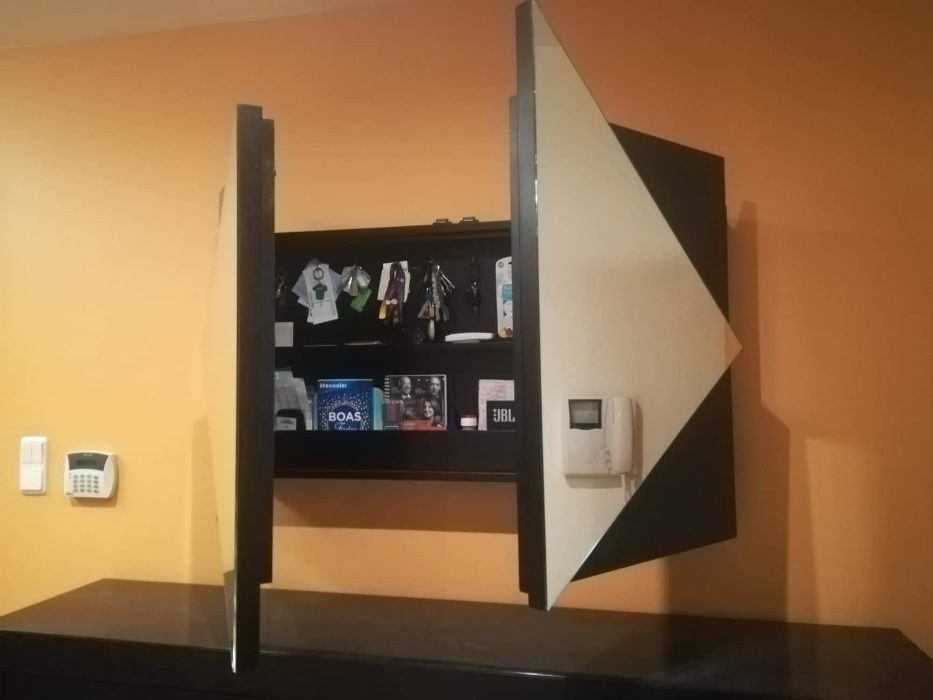 Móveis de hall (sapateira, espelho e bengaleiro)