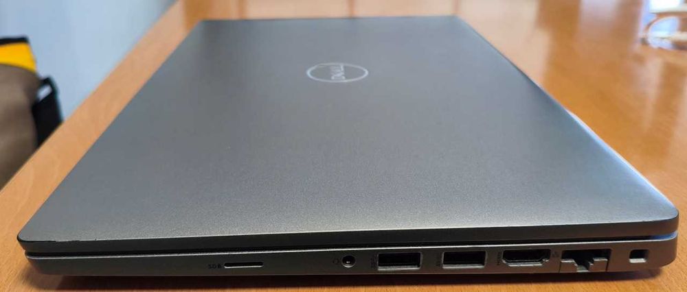Portátil Dell Latitude 5420 de 14 polegadas (i7, 16GB RAM, 256GB NVME)