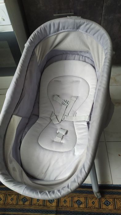 Дитяча кроватка