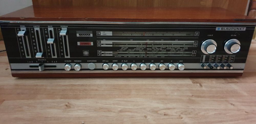 Kolumny Grundig box 730