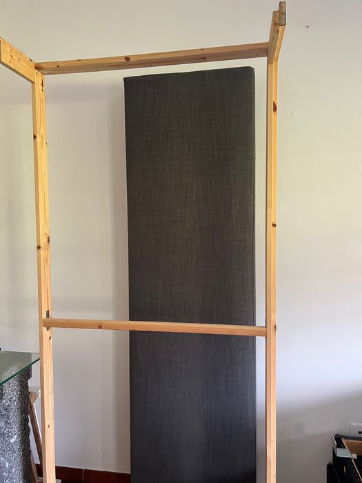 Estrutura de cama + estrado Ikea