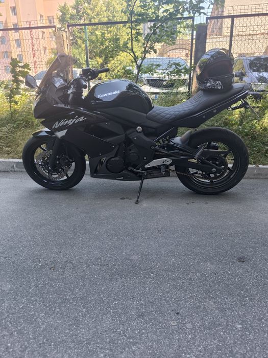 Продам мотоцикл Kawasaki ninja 650