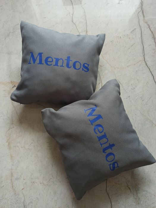 małe poduszki mentos