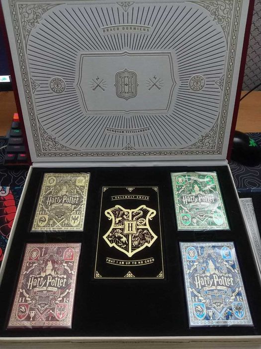 Коллекционный бокс игральных карт Harry Potter