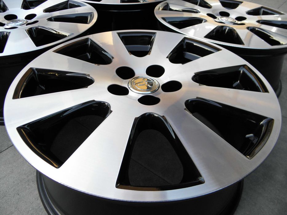 Felgi 17 Toyota Avensis Corolla Prius Wish Caldina Matrix 5x100 ET45