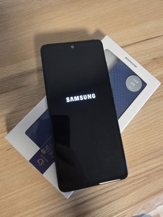 Telefon Samsung Galaxy A51 plus etui