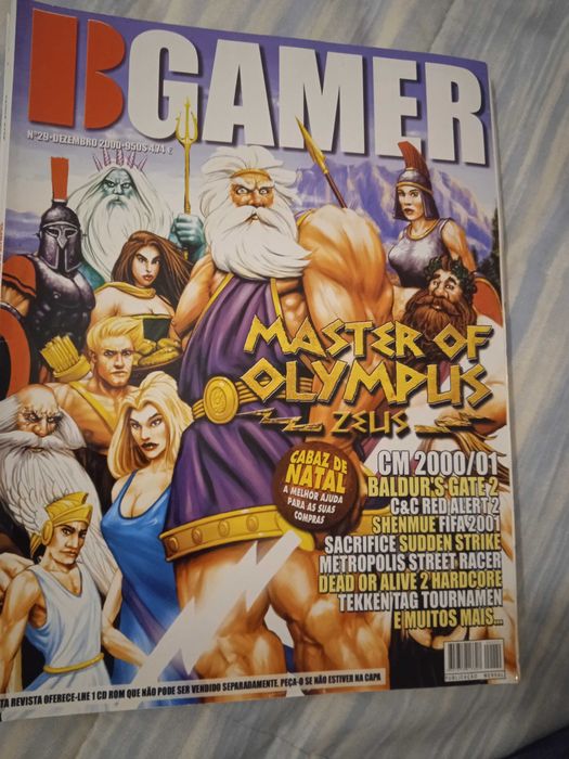 Vendo revistas antigas de videojogos