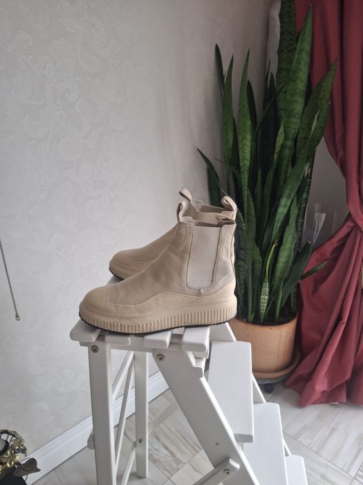 OFFICINE CREATIVE — італійський стиль  челсі