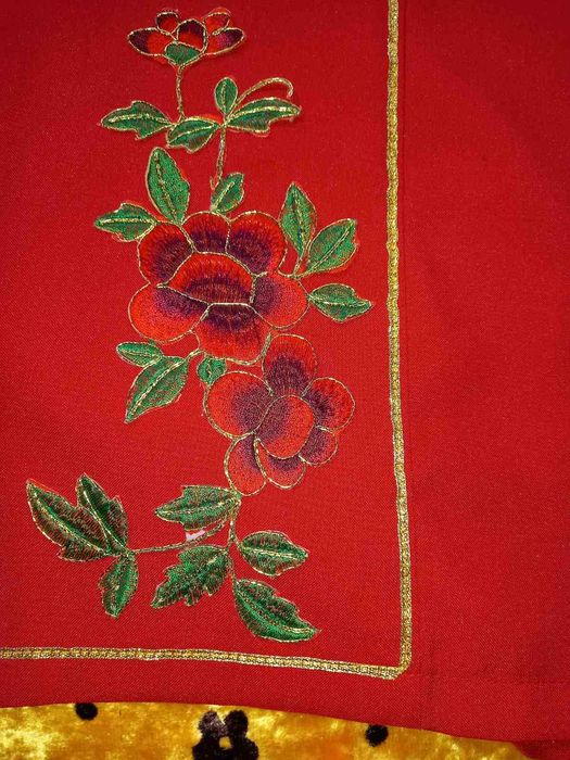 Продам нові сукні великих розмірів