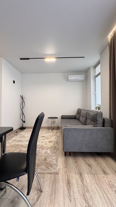 Продаж Нової 1,5 кімнатної квартири. Центр.