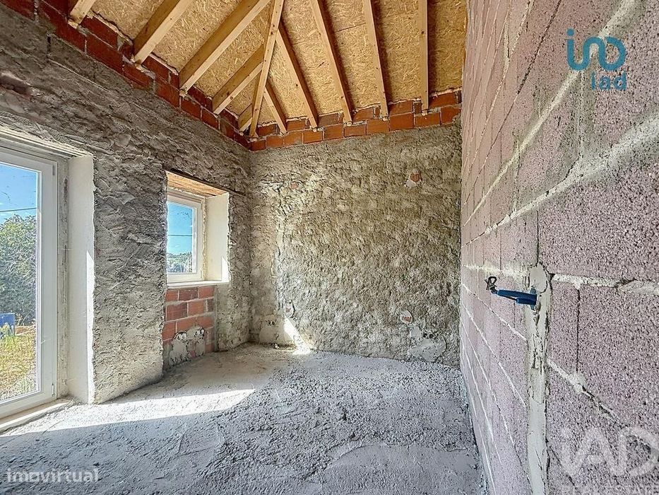 Casa / Villa T2 em São Sebastião de 322 m2