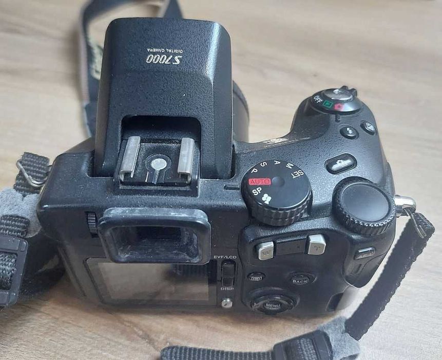 Aparat Fuji FinePix s7000 uszkodzony