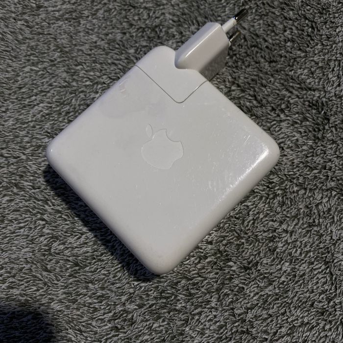 Адаптер Apple USB-C 61w A1718