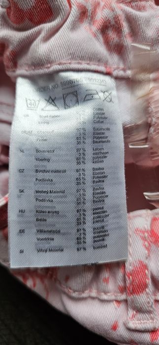 Spodnie rurki różowe kwiatki