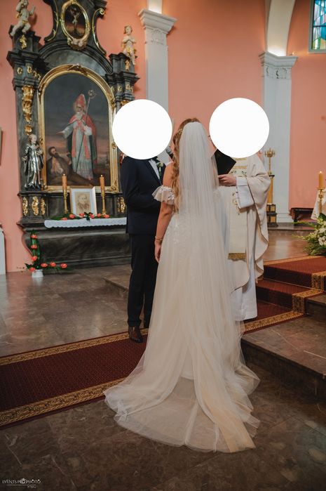Piękna hiszpanka, suknia ślubna z welonem :)