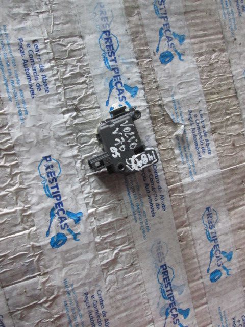 Fechadura / fecho da mala VOLVO V70 II (SW)