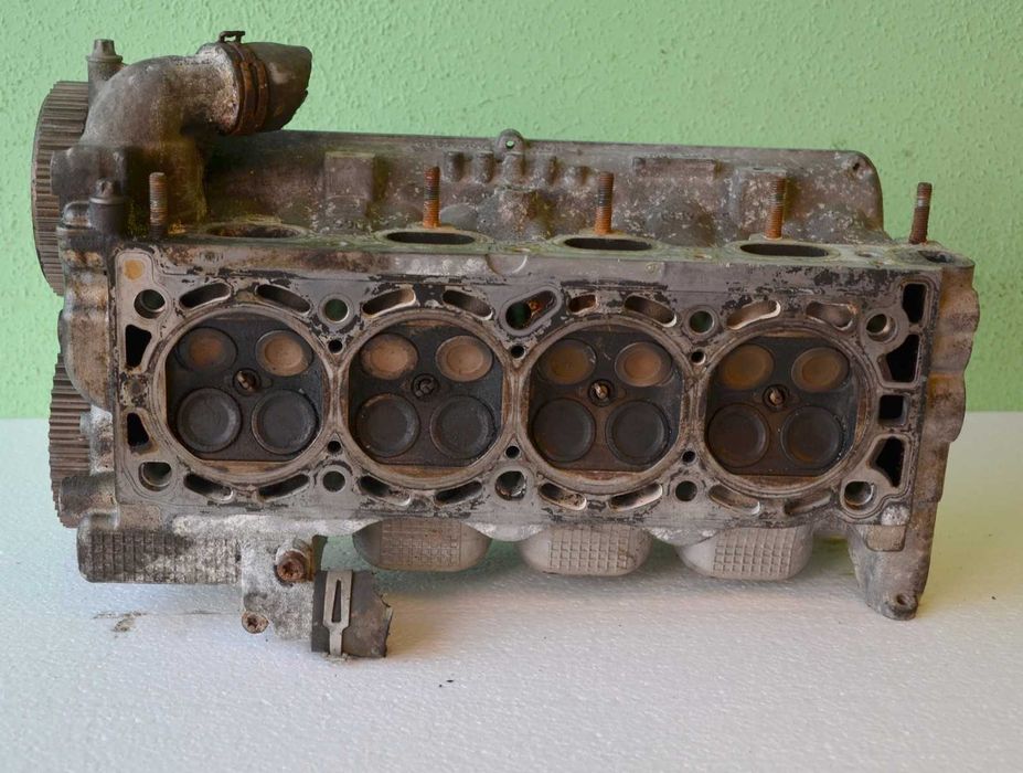 Głowica Silnika Opel 1.8 16V X18XE1