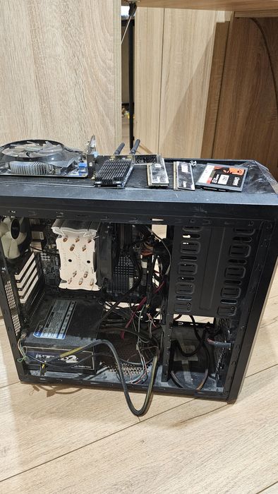 Системний блок, все що на фото, дивіться опис