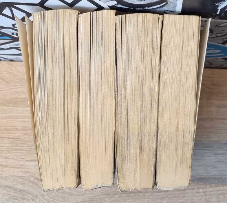 Książki, Zwiadowcy, John Flanagan tom 1, 2, 3, 4