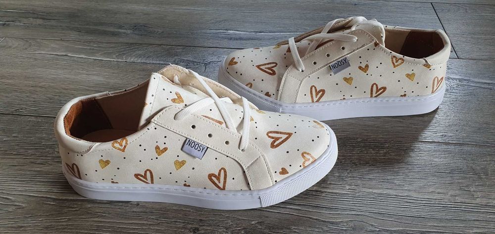Sneakersy NOWE Modne Damskie - ŚLICZNE nr-38 firmy  NOOSY
