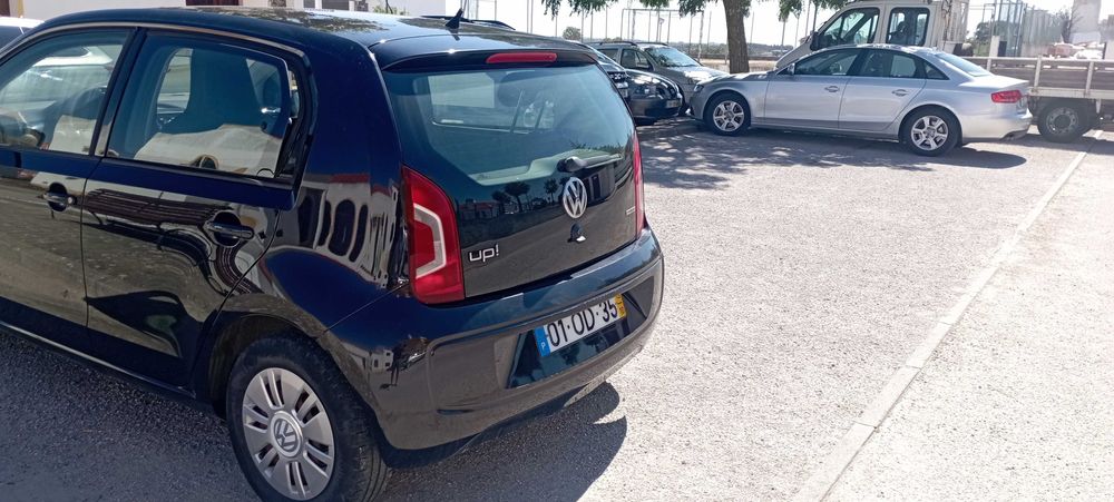 Volkswagen up! 1.0 60 cv — 2013 — 161500 km — photo 5