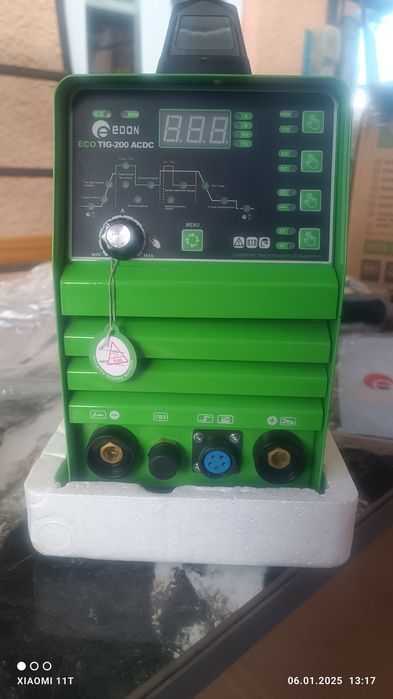 Аргонодуговий зварювальний апарат Edon Eco Pulsetig-200 AC/DC